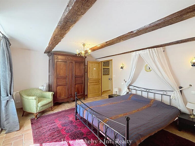 House Barjac - 5 bedrooms - 160m²