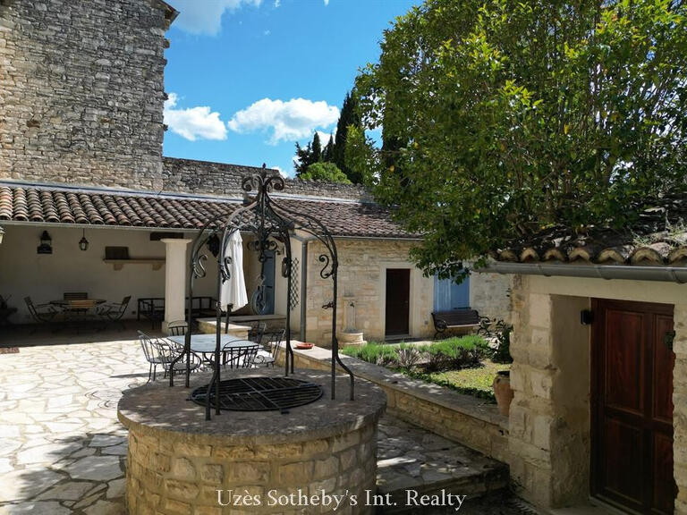 House Barjac - 5 bedrooms - 233m²