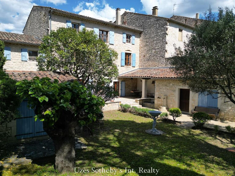 House Barjac - 5 bedrooms - 233m²
