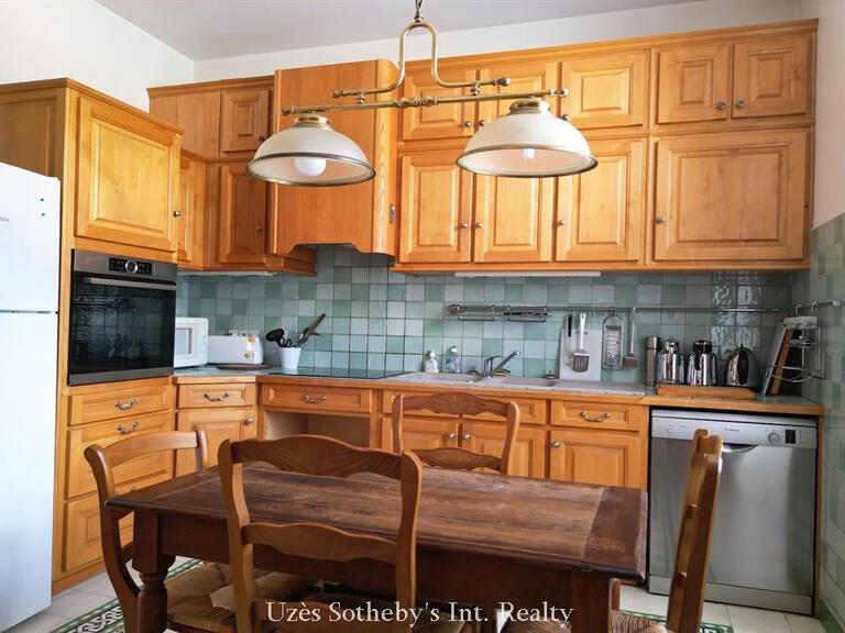 House Barjac - 5 bedrooms - 233m²