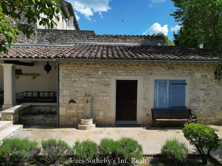 House Barjac - 5 bedrooms - 233m²