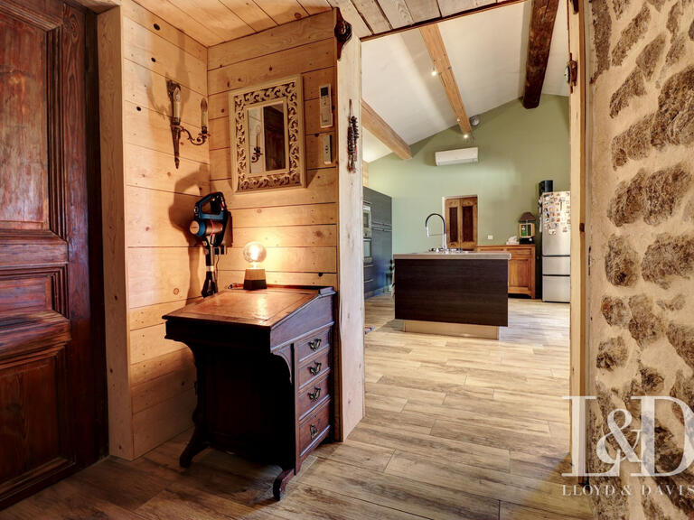 Maison Barjac - 4 chambres - 250m²