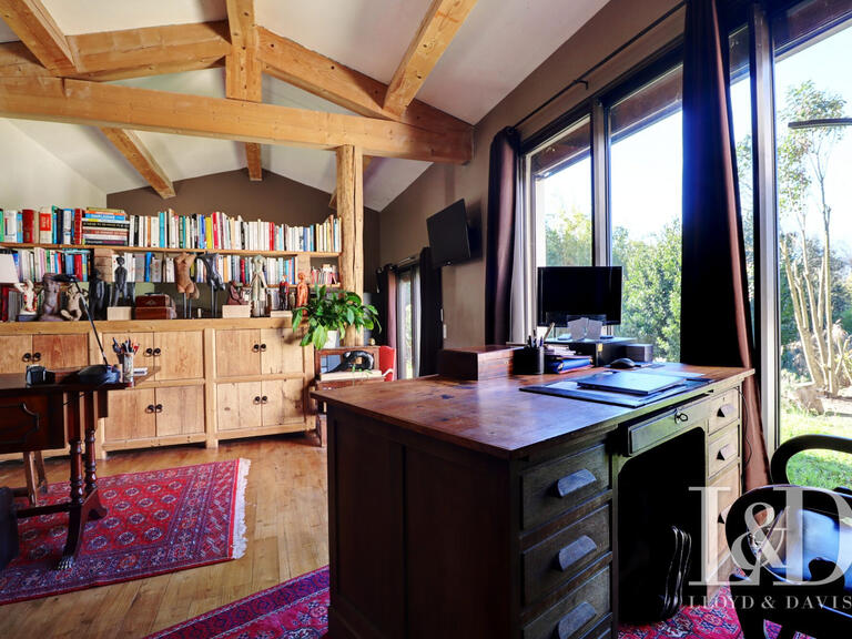 Maison Barjac - 4 chambres - 250m²