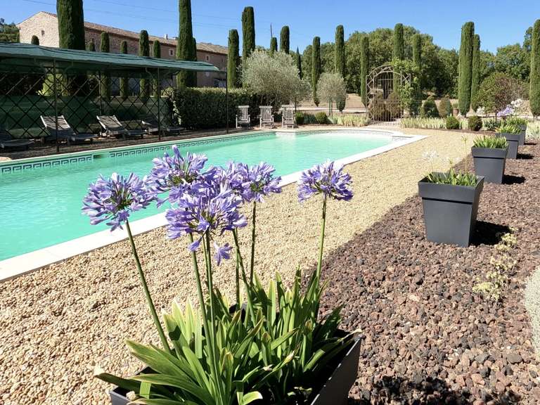 Maison Barjac - 9 chambres - 540m²