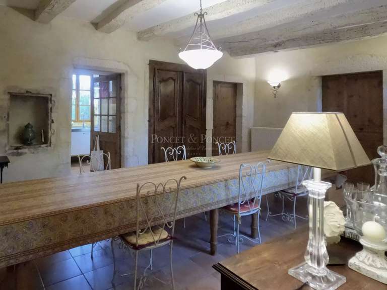 House Barjac - 9 bedrooms - 540m²