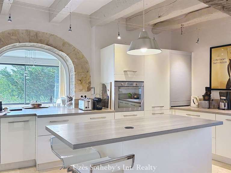 Maison Barjac - 16 chambres - 600m²