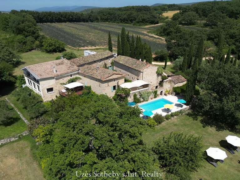 Maison Barjac - 16 chambres - 600m²
