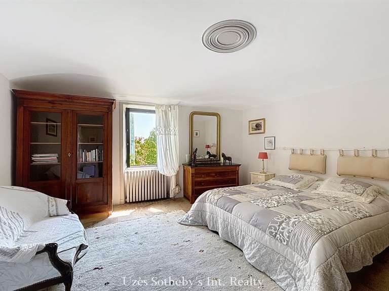 Maison Barjac - 16 chambres - 600m²