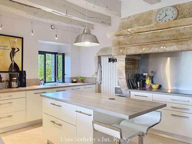 Maison Barjac - 16 chambres - 600m²