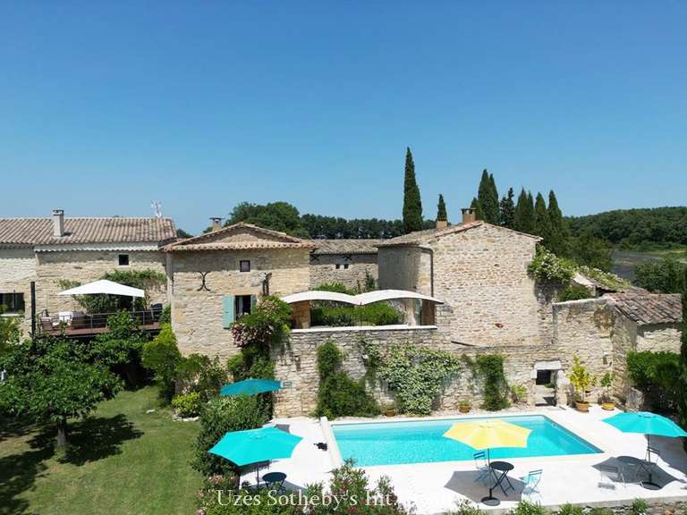 Maison Barjac - 16 chambres - 600m²