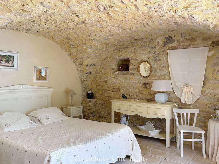 Maison Barjac - 16 chambres - 600m²
