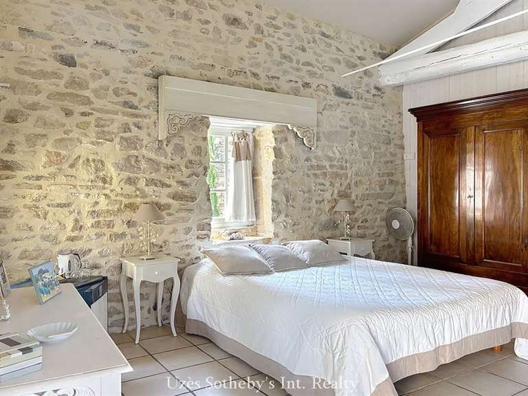 Maison Barjac - 16 chambres - 600m²