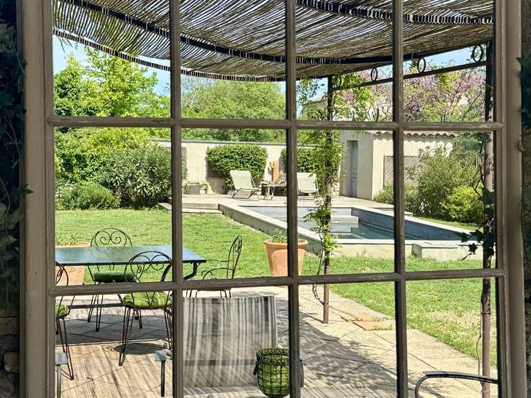 Maison Barjac - 5 chambres - 204m²