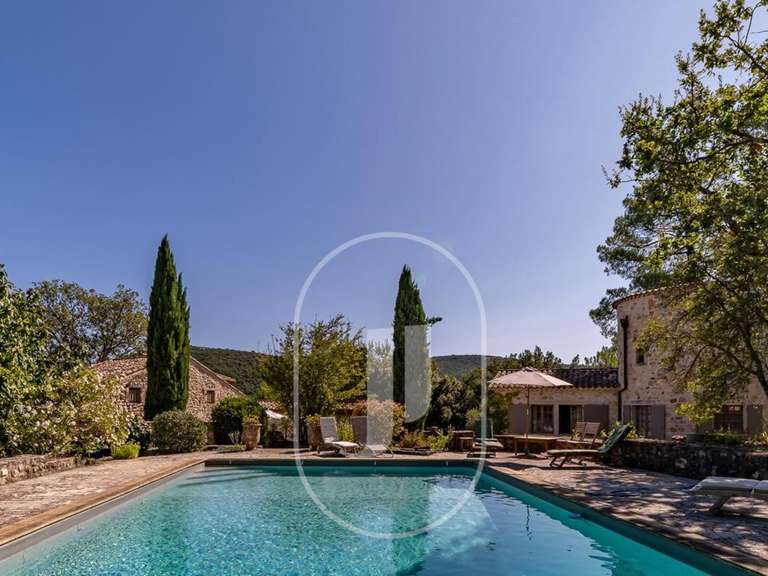 Maison Barjac - 6 chambres - 330m²