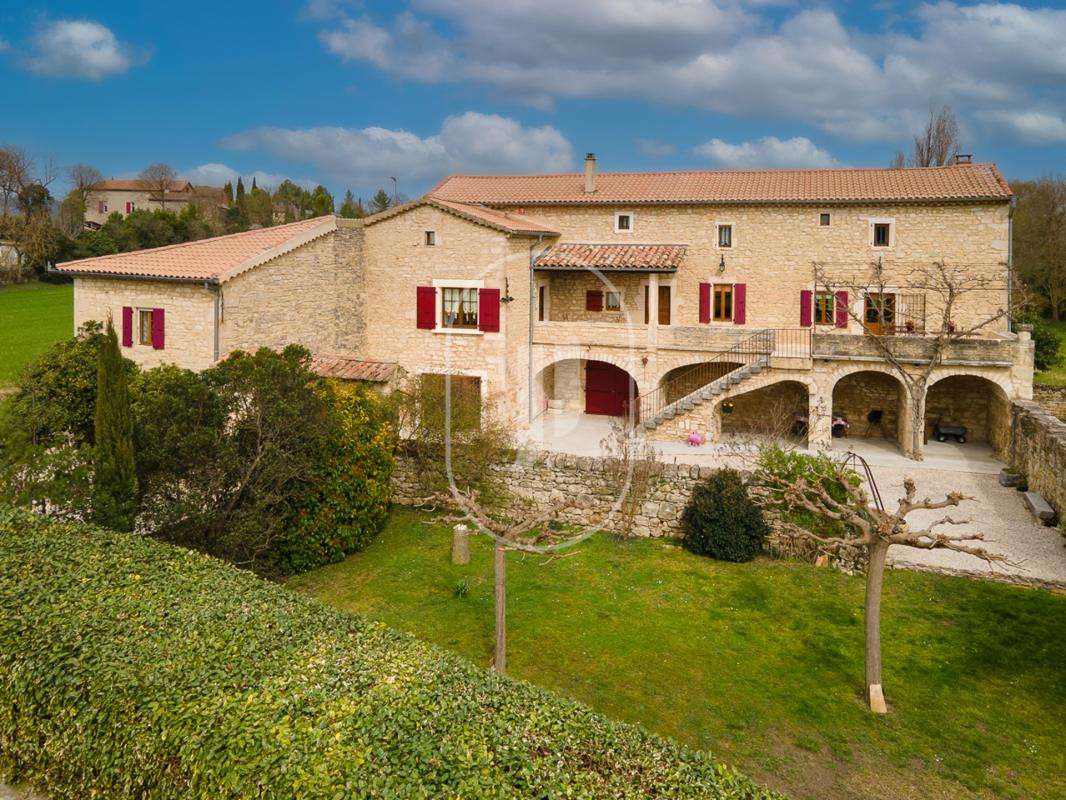 House Barjac