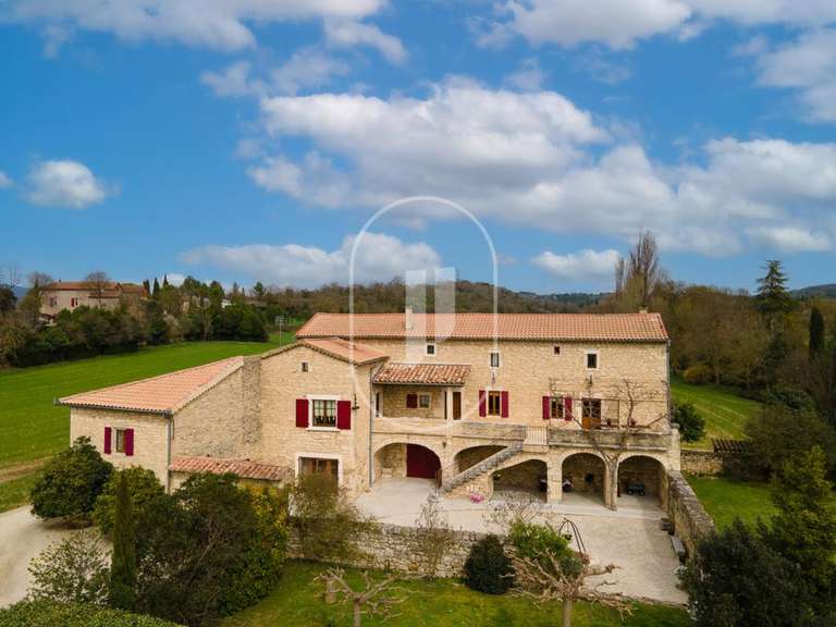 House Barjac - 4 bedrooms - 264m²