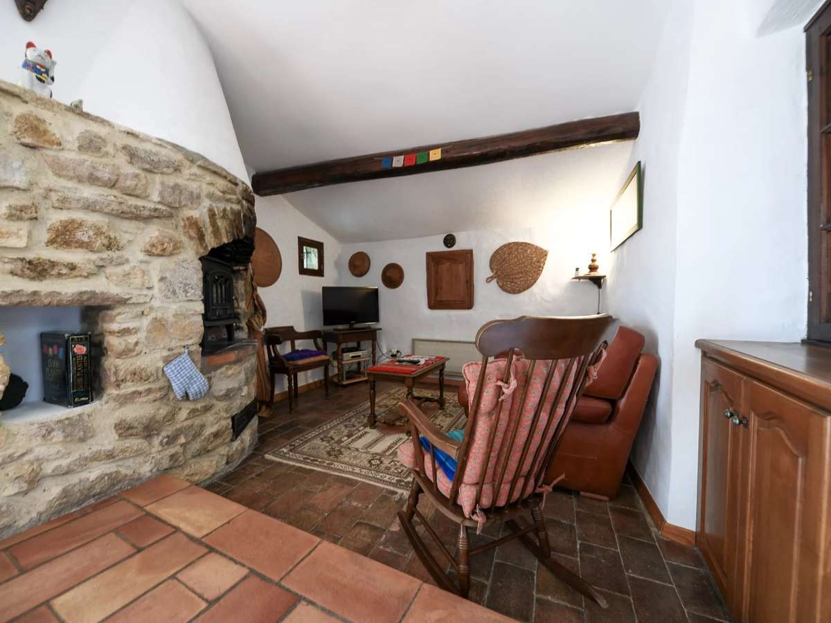 House Barjac