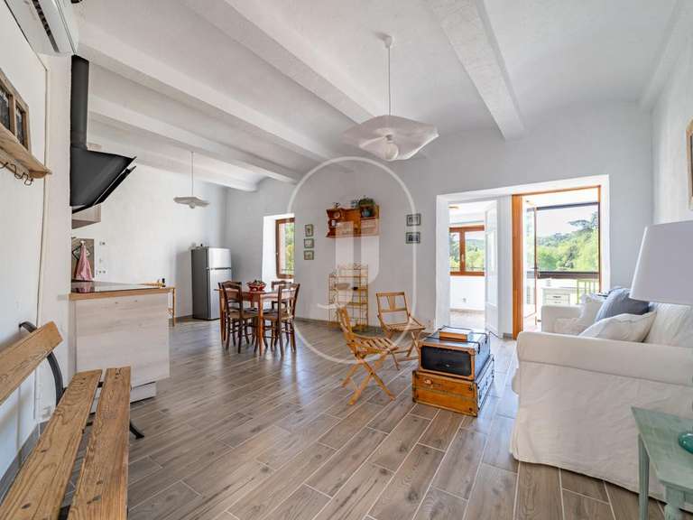 Maison Barjac - 5 chambres - 230m²