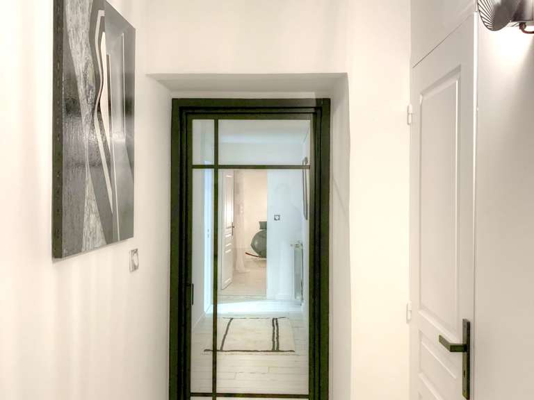 Maison Barjac - 8 chambres - 396m²