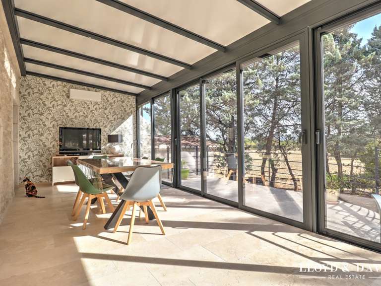 Maison Barjac - 5 chambres - 218m²