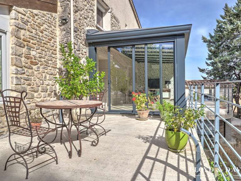 Maison Barjac - 5 chambres - 218m²