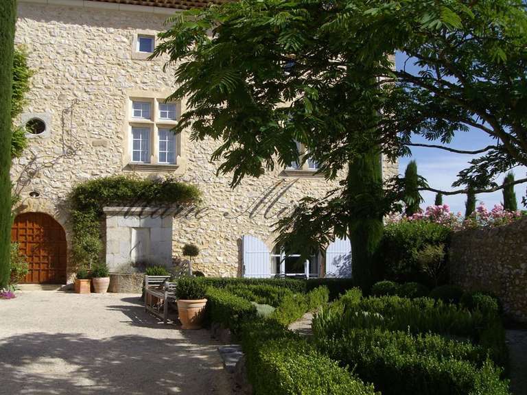 Propriété Barjac - 600m²