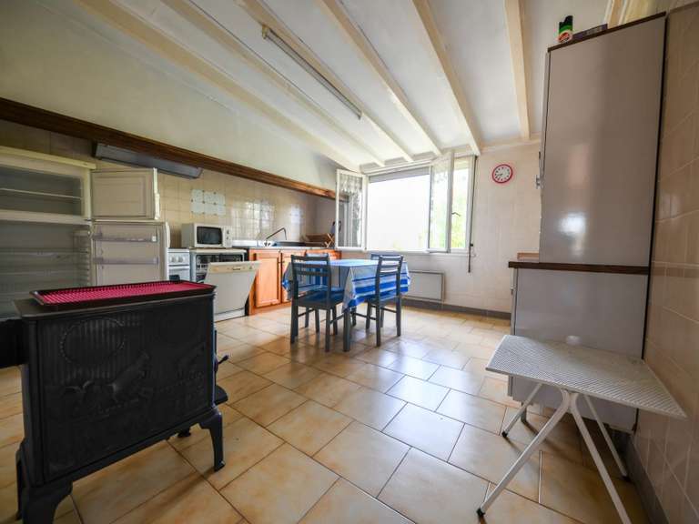 House Barjac - 6 bedrooms - 200m²