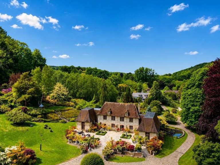 House Barneville-la-Bertran - 14 bedrooms - 1000m²