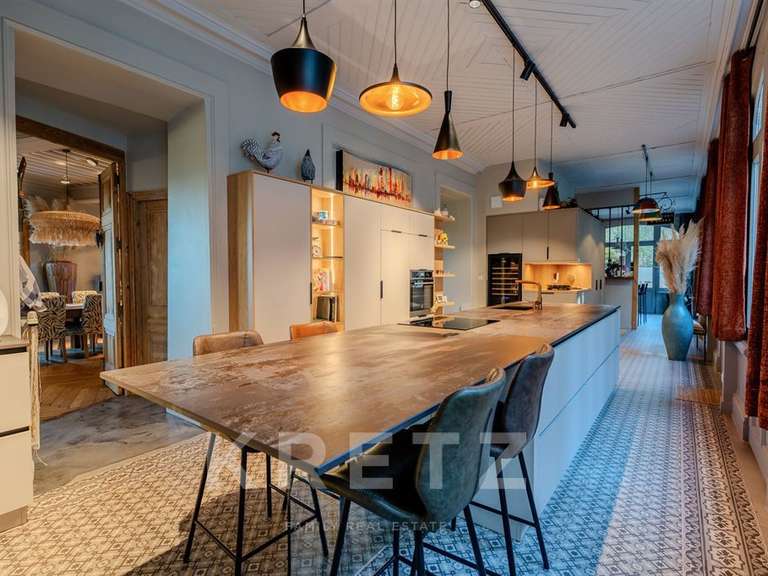 Château Bas-en-Basset - 14 chambres - 1050m²