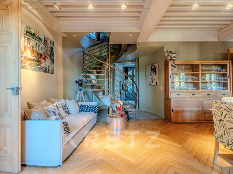 Château Bas-en-Basset - 14 chambres - 1050m²