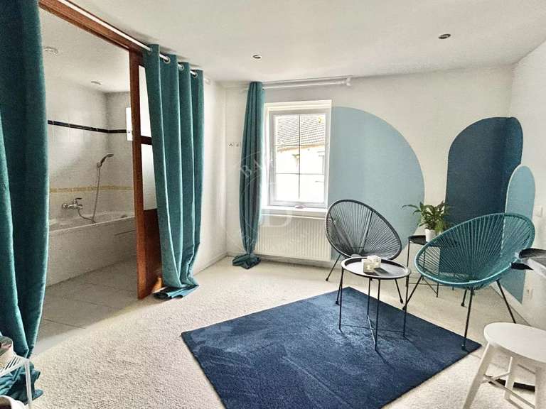 Maison Basly - 10 chambres - 630m²