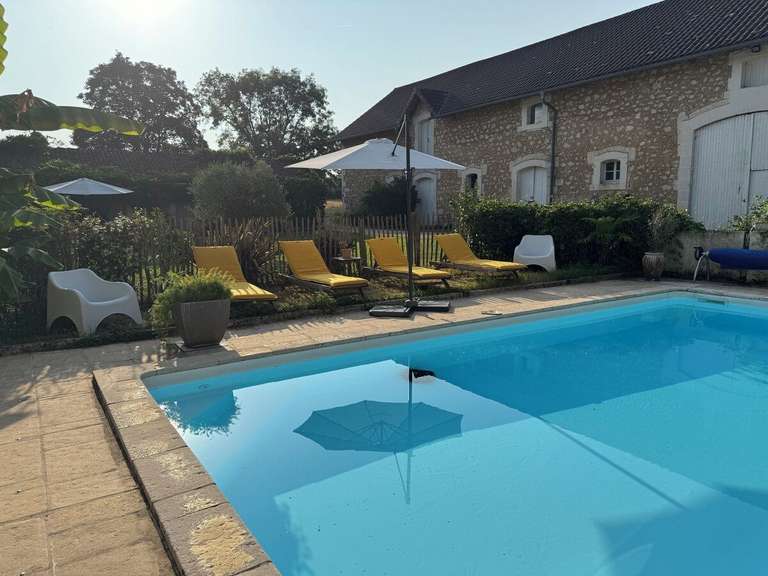 Maison Bassillac - 6 chambres - 288m²
