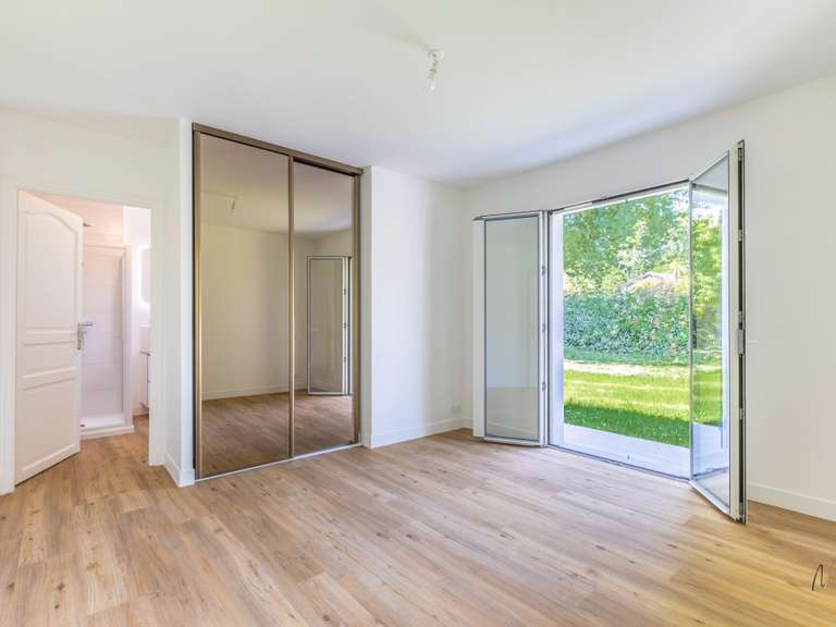 Maison Bassussarry - 4 chambres - 152m²