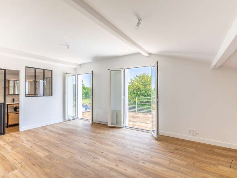Maison Bassussarry - 4 chambres - 152m²