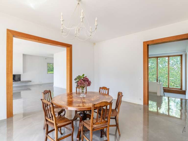 Maison Bassussarry - 5 chambres - 329m²