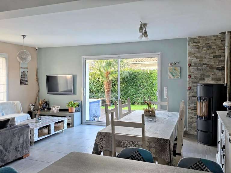 Maison Bassussarry - 3 chambres - 90m²