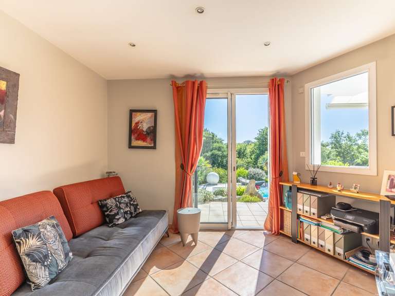 Maison Bassussarry - 5 chambres - 196m²