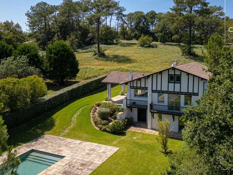 House Bassussarry - 4 bedrooms - 565m²