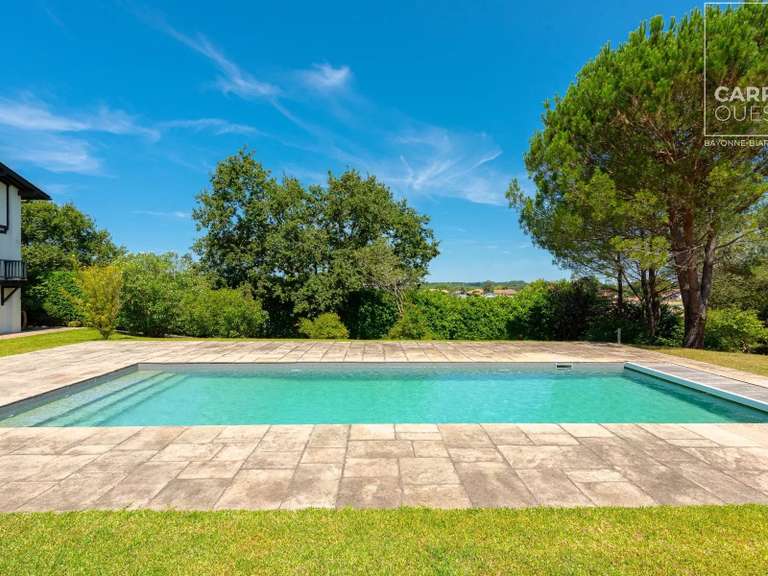 House Bassussarry - 4 bedrooms - 565m²