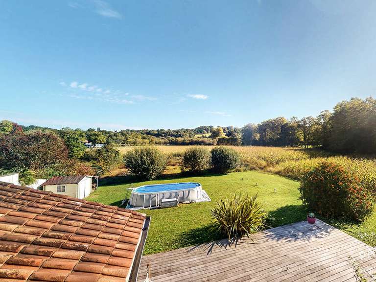 Maison Bassussarry - 4 chambres - 135m²