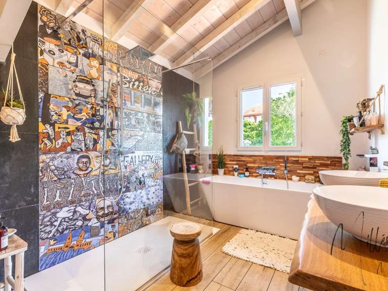 Maison Bassussarry - 3 chambres - 113m²