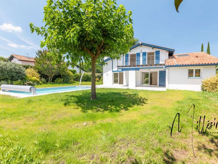 House Bassussarry - 4 bedrooms - 152m²