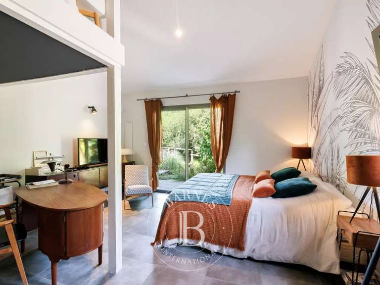 Maison Bassussarry - 244m²