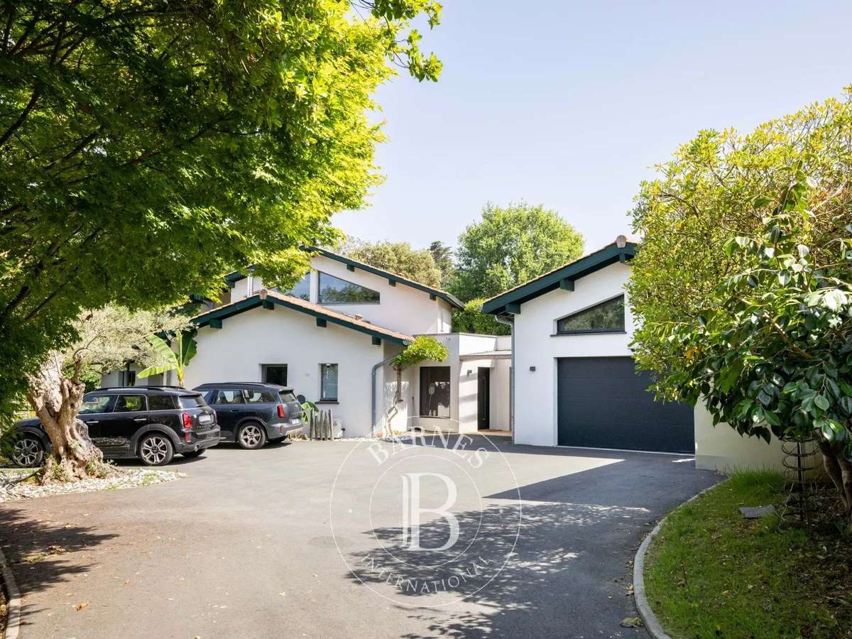 Maison Bassussarry