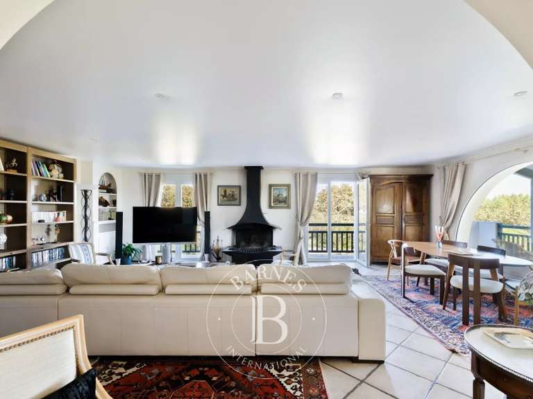 House Bassussarry - 5 bedrooms - 250m²