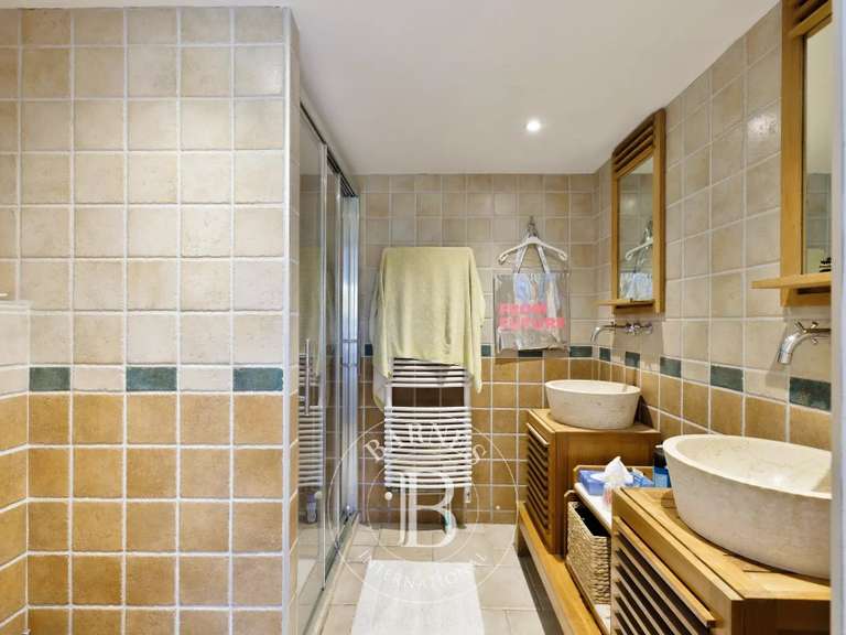 House Bassussarry - 5 bedrooms - 250m²