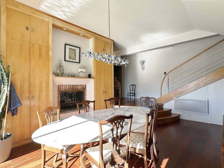Maison Bassussarry - 4 chambres - 240m²
