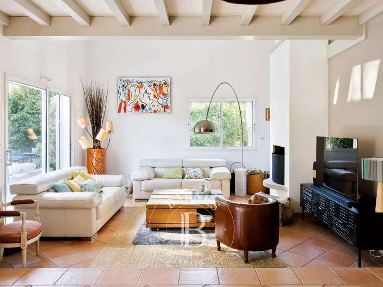 Maison Bassussarry - 4 chambres - 169m²