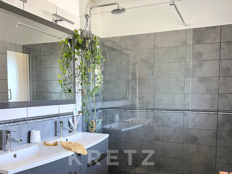 House Bastelicaccia - 5 bedrooms - 180m²