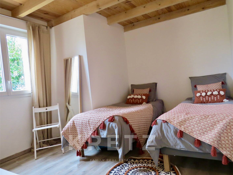 House Bastelicaccia - 5 bedrooms - 180m²